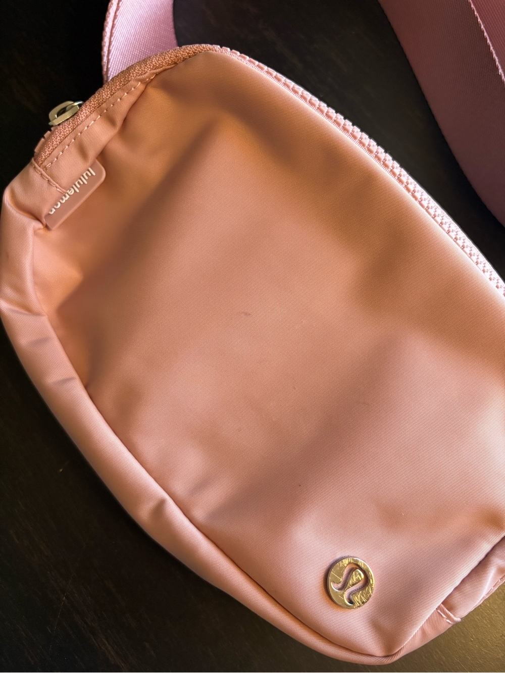 lululemon athletica Blush Pink Crossbody Everyday Belt Bag - Picture 5 of 5